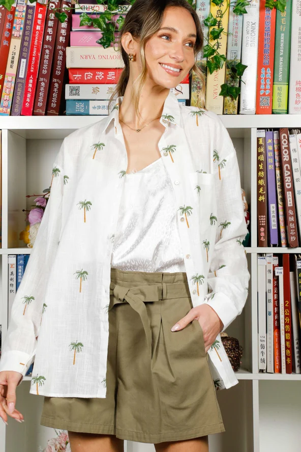 Collared Palm Print Blouse - Image 7
