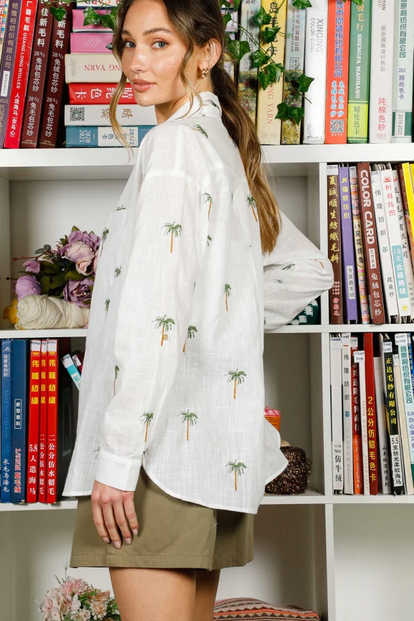 Collared Palm Print Blouse - Image 9
