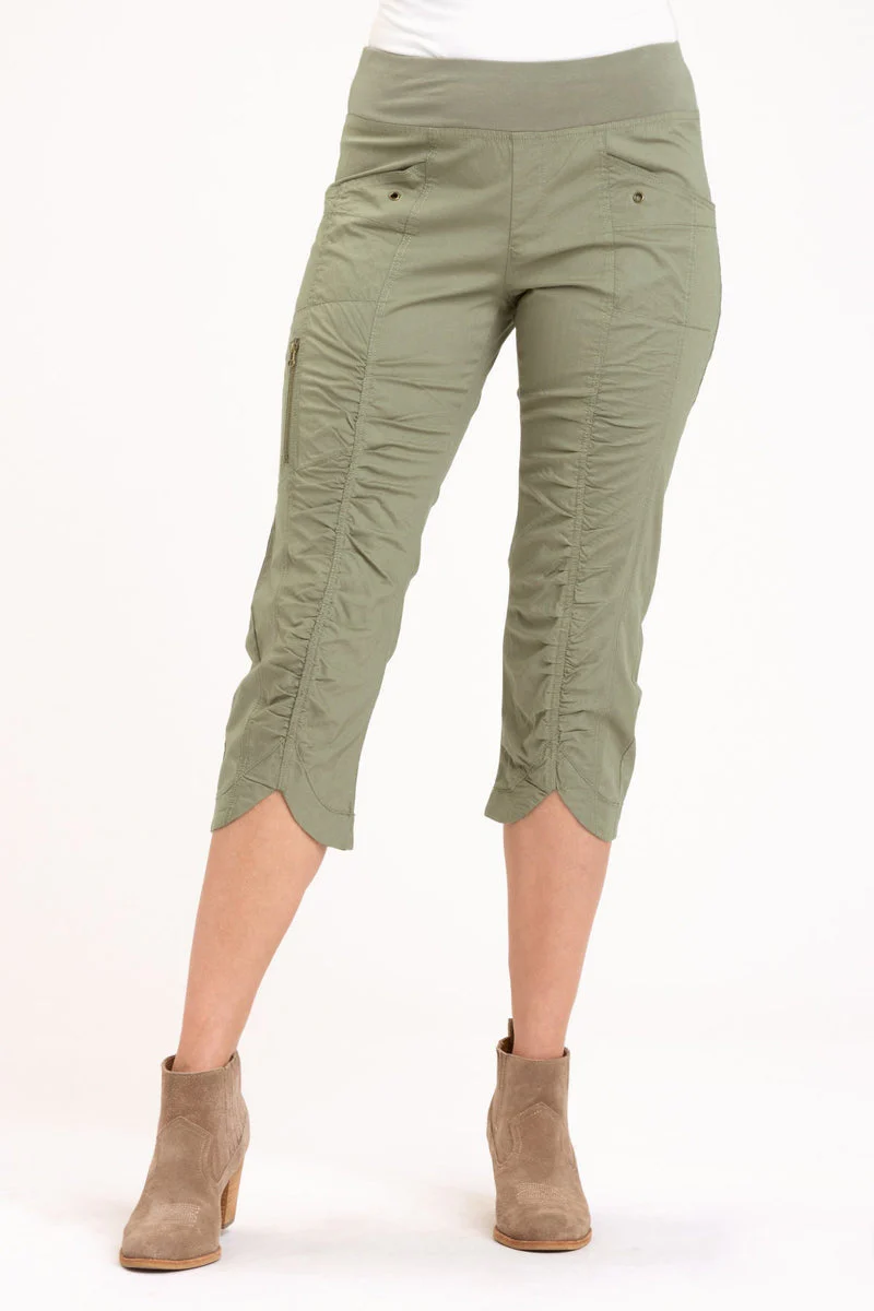 Wearables Iris Crop Pant - Image 10