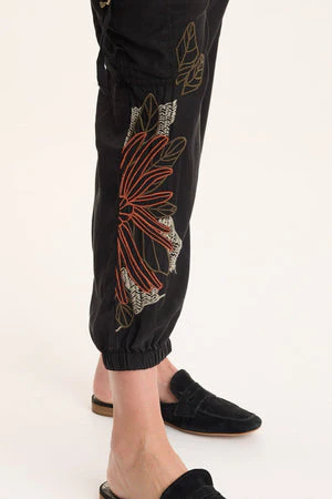 XCVI Darri Jogger - Image 2