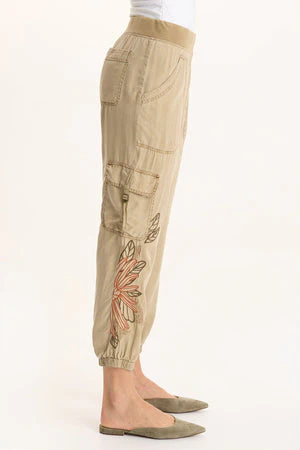 XCVI Darri Jogger - Image 8